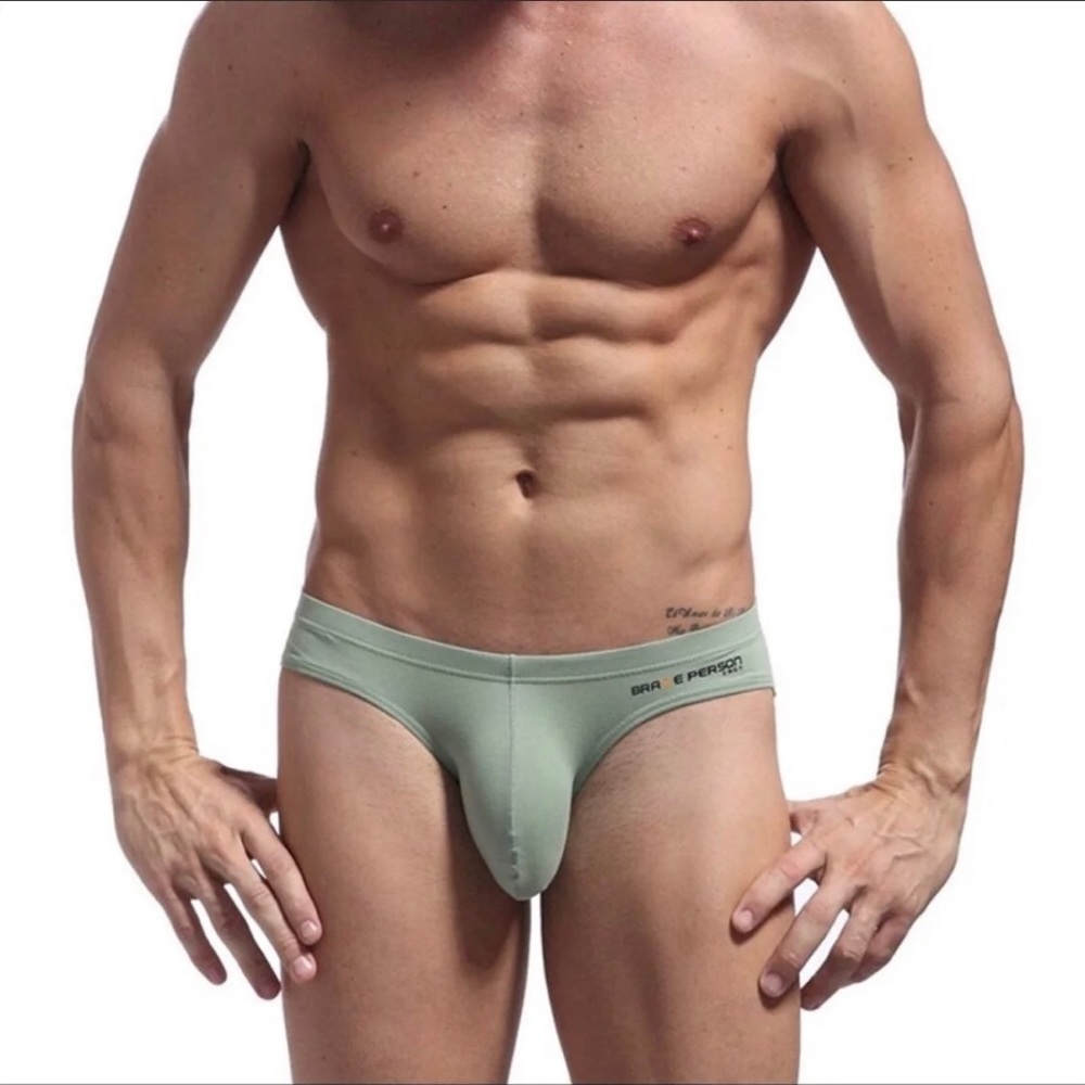 BRAVE PERSON POUCHY BRIEF